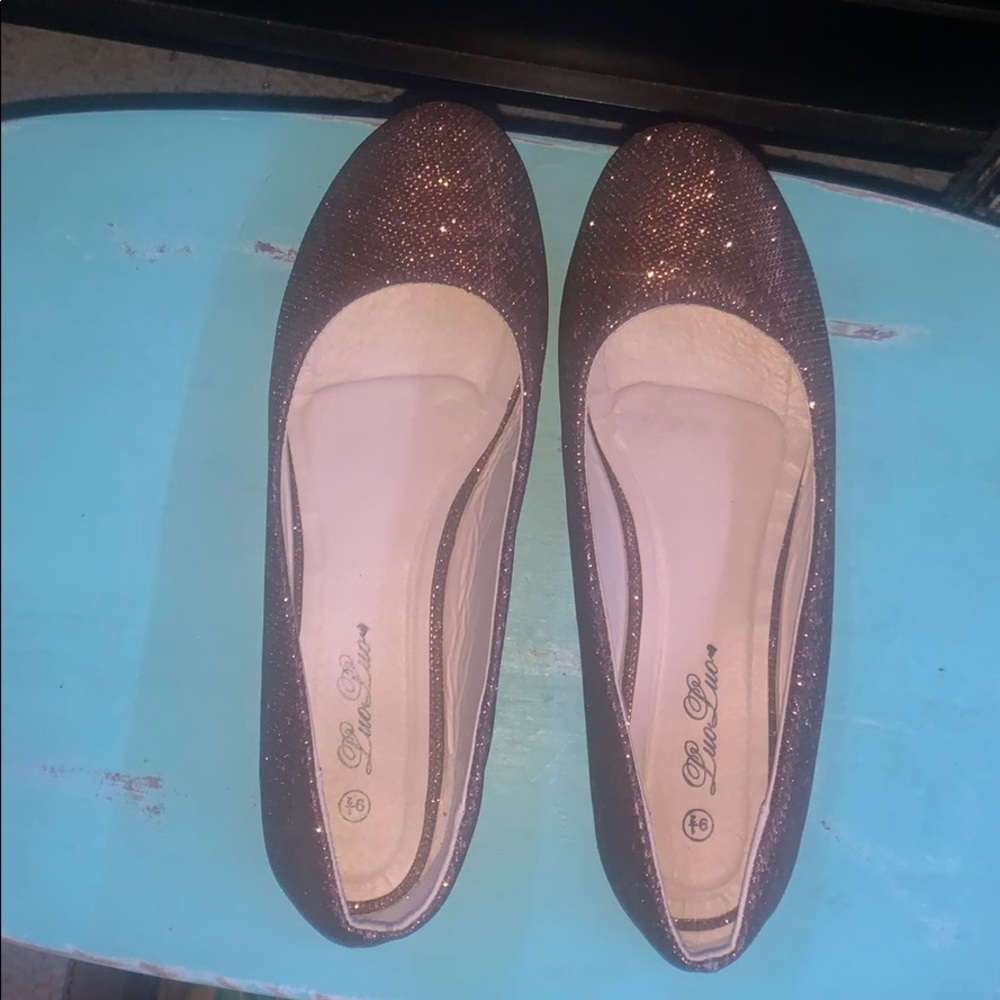 Women’s Size 9.5 Flats (Copper Sparkly)